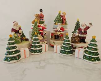 Lot 8290 Vintage Otagiri Musical Christmas Figurines Candle Holders