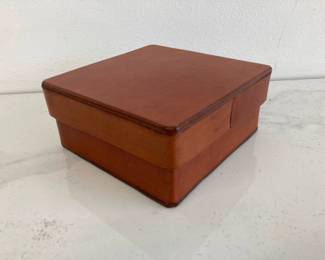 Lot 8463 Vtg 1975 Signed Handmade Leather Trinket Box