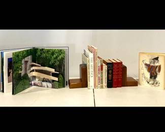 Lot 8476 Vintage Hardcover Books Wooden Bookends Pop Up Art and Frank Lloyd Wright Architecture