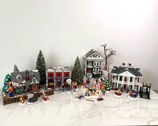 Lot 8225 Department 56 Original Snow Villages Heritage Village Collection