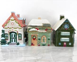 Lot 8306 Christmas House Cookie Jars