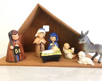 Lot 8322 Vintage Goebel Hummel Nativity Set