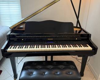 Suzuki GP7 Baby Grand Digital Piano with bench. Sounds great!!