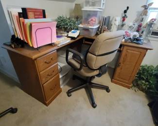 Office desk/supplies