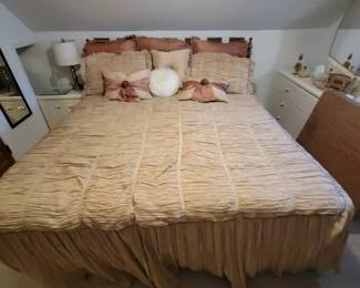 King size bed