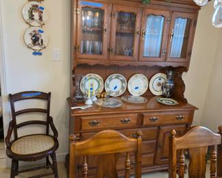 Beautiful Lenoir House dining room table and 6 chairs. $675. Matching china cabinet $375
