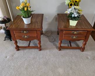 Pair Broyhill end tables
