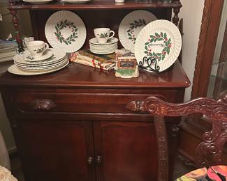 Victorian mahogany cupboard