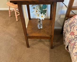 Stickley Era Mission Style Side Table