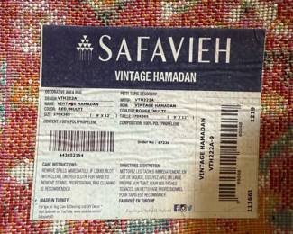 Safavieh 9' x 12' Area Rug