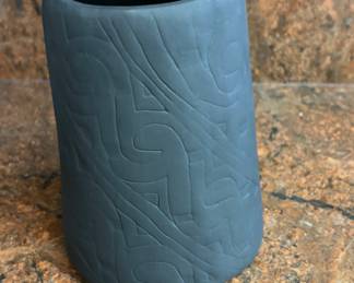 Native American Ceramic Vase (signed Mounds, IL)
