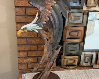 eagle sculpture
