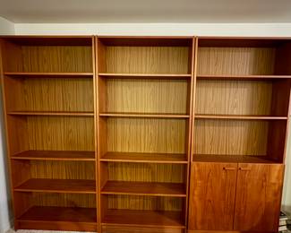 Vintage Danish Mid-Century Modern teak wall unit (book shelves) by Carlo Jensen for Hundevad & Co., Denmark