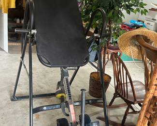 Inversion table
