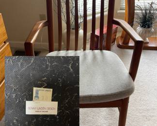Benny Linden chairs