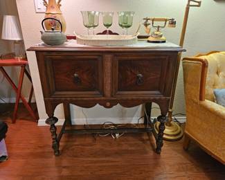 Sideboard