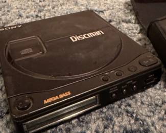 1990 Sony Discman made in Japan. Working condition, no corrosion