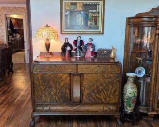 Antique tiger oak sideboard buffet