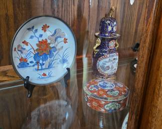 Imari vases, bowls, and plates