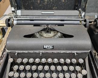 Royal glass key typewriter