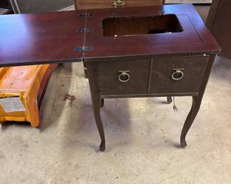 Sewing machine case