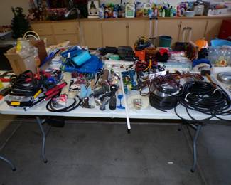Various garage items