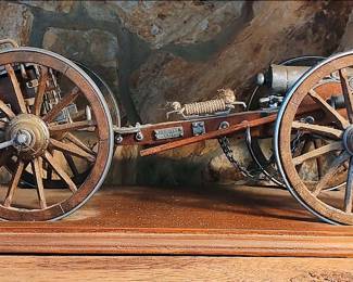 Reproduction of a Dahlgren Gun