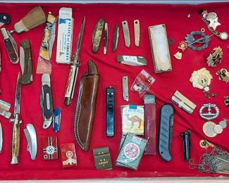 Collectible Razors, Knives and Insignia