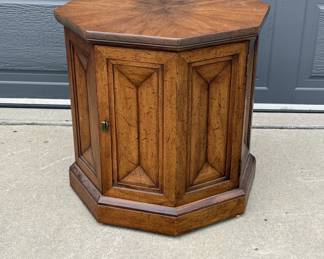 Lot #43 Henredon Hexagon Side Table -