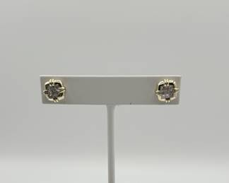 Lot #5 14K Yellow And Diamond LeVian Cluster Earrings with .20 ozt total weight