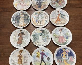 Lot #243 GREAT GIFT IDEA,!! 1865-1979 L'Artisan Limoges Les Femmes du Cercle Hand-Painted Porcelain Decorative Plates Set