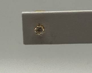 Lot #100 .15 carat diamond studs Round Cut Clear Stone Stud Earrings with Gold Setting