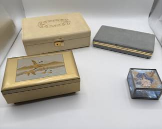 Lot #107 Vintage Japanese Lacquerware Decorative Boxes with Canadian Goose Artwork and Velvet Interiors