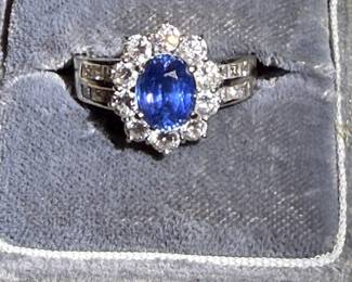 Sapphire and Diamond Halo Ring
Stunning vintage-inspired sapphire and diamond halo ring set in white gold. Brilliant oval-cut blue sapphire surrounded by sparkling diamonds — timeless elegance and fine craftsmanship.
