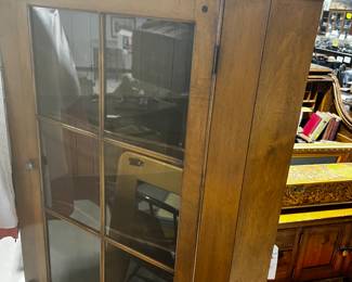 Corner Cabinet glass above/doors below
