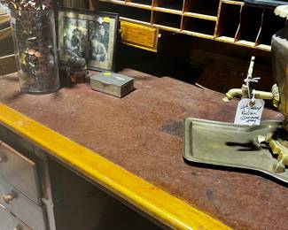 Large Size Roll Top Desk …
Nice Oak, Nice Condition 