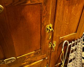 Oak Ice Box / nice condition