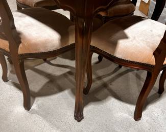 Vintage Game Table w/(4) Chairs