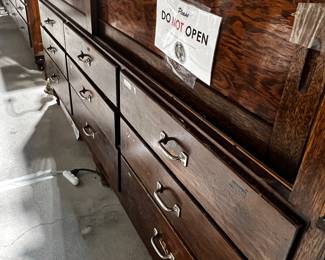 Back Display / Jewelry Cabinets