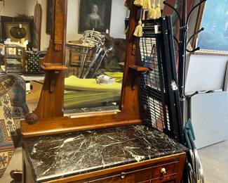 Victorian Dresser /Eastlake /nice condition 