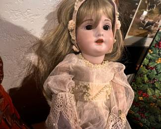 Various Antique Dolls