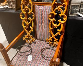 Throne Style Chair
Iron Plant / Lantern Brackets