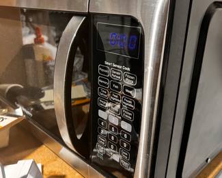 Barely used Microwave