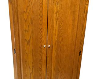 Oak cupboard 
