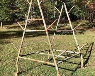 Steel pipe rack