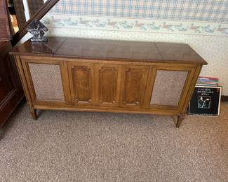 Vintage stereo cabinet