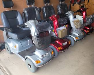 The 4 - CTM HS-890 scooters