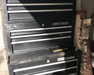 Craftsman 14 drawer tool box in three pieces with 3 keys included.