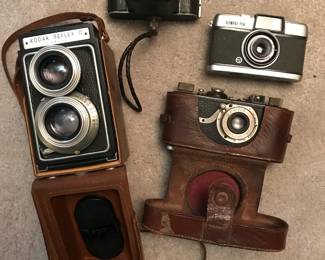 Leitz Elmar Lens (1:35 F=50mm), Kodak Reflex II, Olympus-PEN, Kodak Vollenda