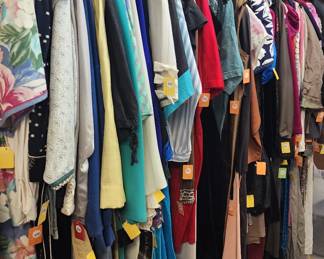 Women's Vintage Clothing